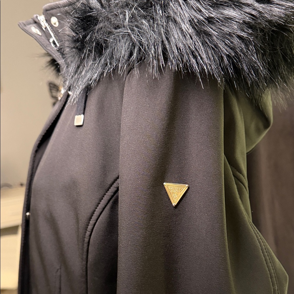 Guess Jacket - Picture 3 of 17